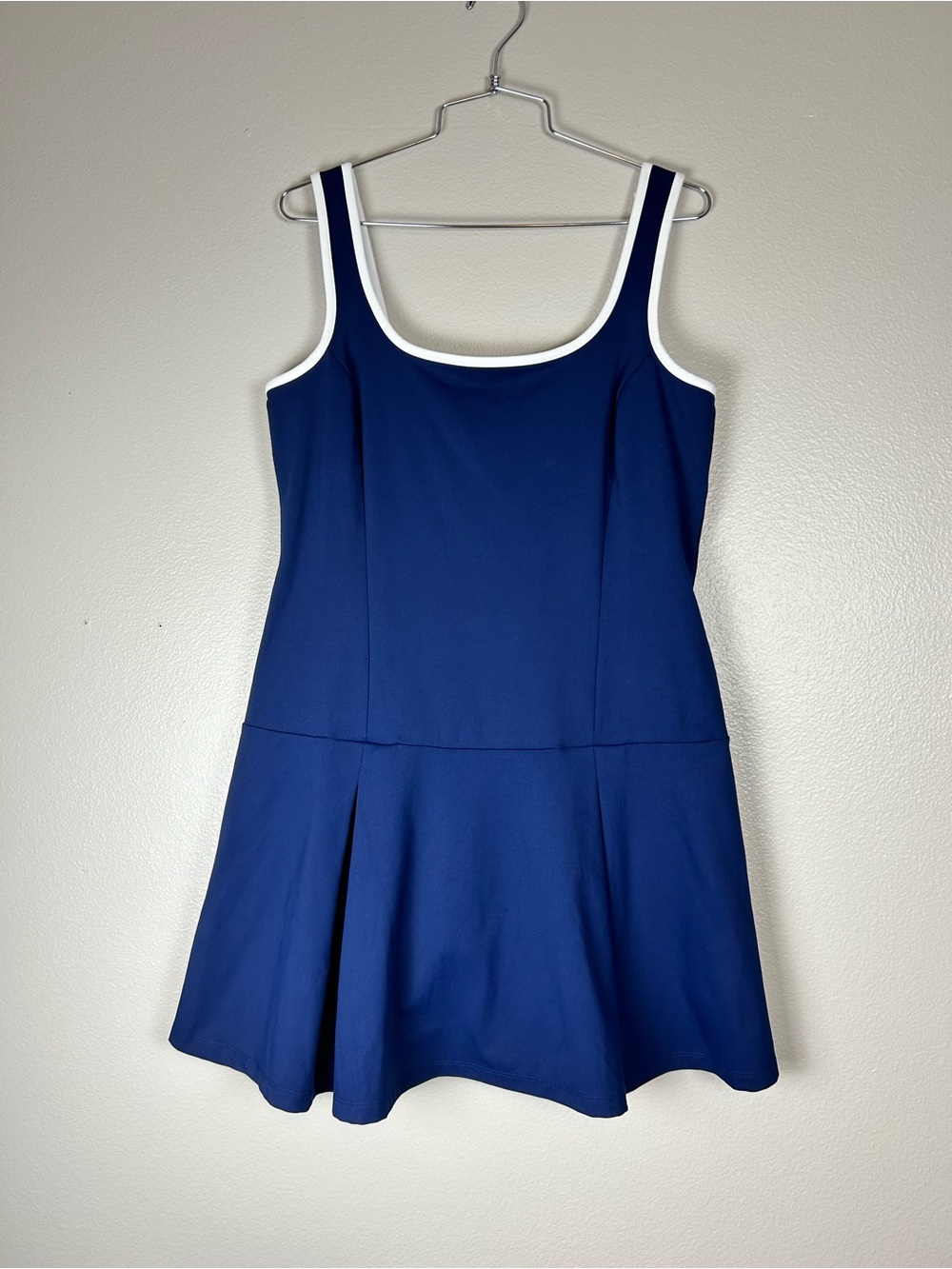 JCrew Factory Navy Blue Womans Active Dress Golf Tennis Size Medium